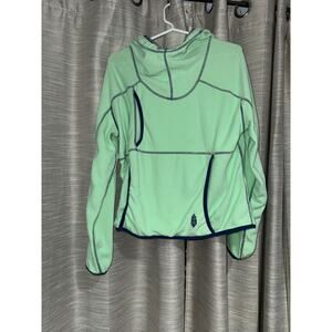 Free People on the move pullover size medium